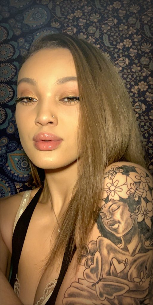 kateramayfield's tweet photo. tatted up el di n ero Uppp https://t.co/Dj2iNKjaTH