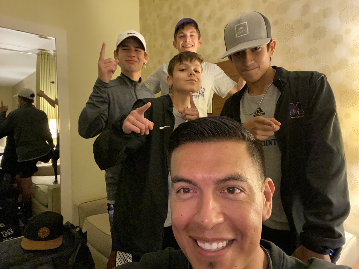 DelucasEdi's tweet photo. @dezstephenson Here at the hotel room waiting on yโall!! LETS GO!! #Lubbock #region1CC #mhscc https://t.co/AAcyHOxaoi