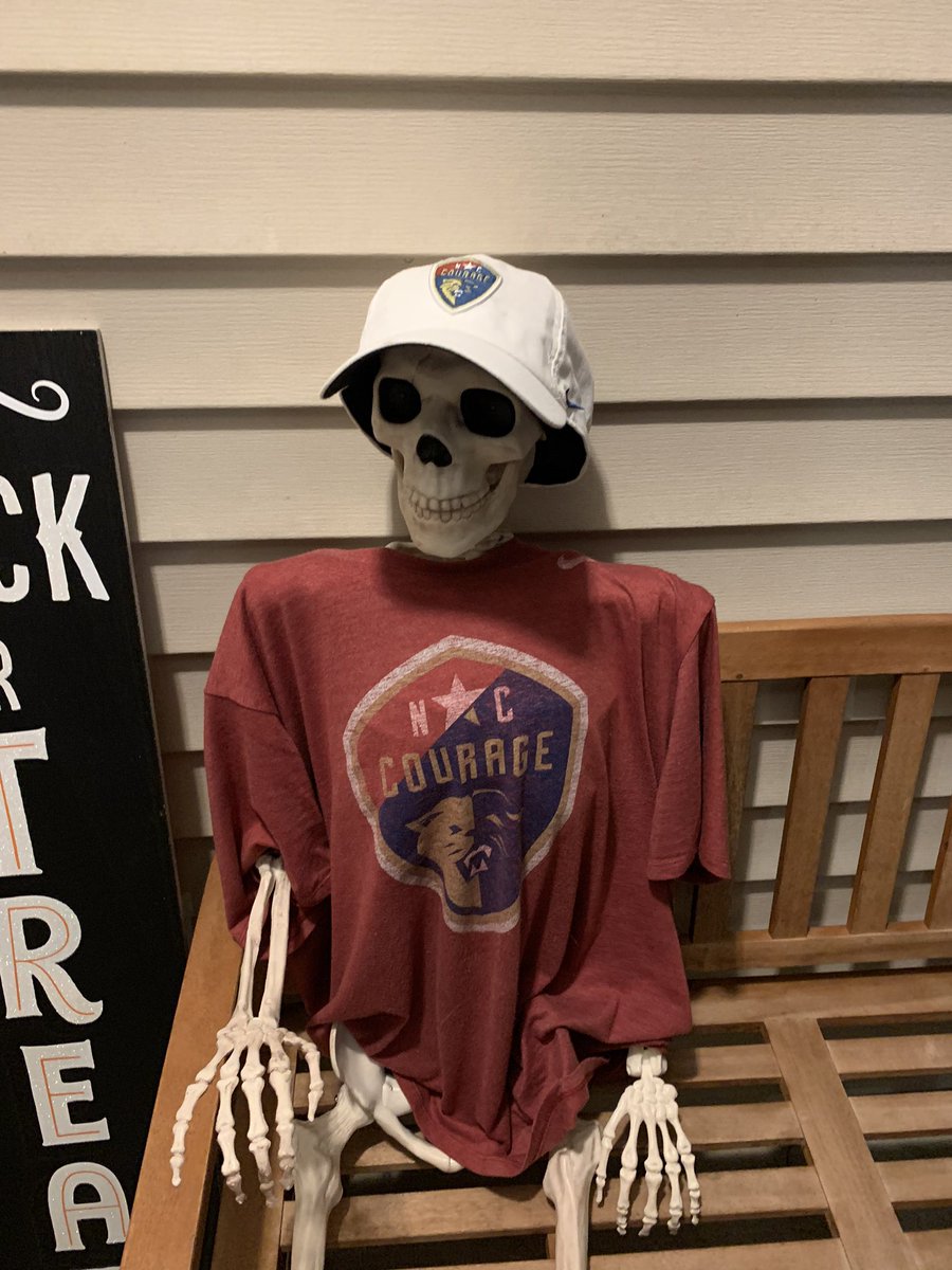 kspangle57's tweet photo. Fred sends his congratulations to @TheNCCourage on their second star! He’s Courage even after he’s dead. #Fredtober #31DaysofFred https://t.co/ulHMbwQfxF