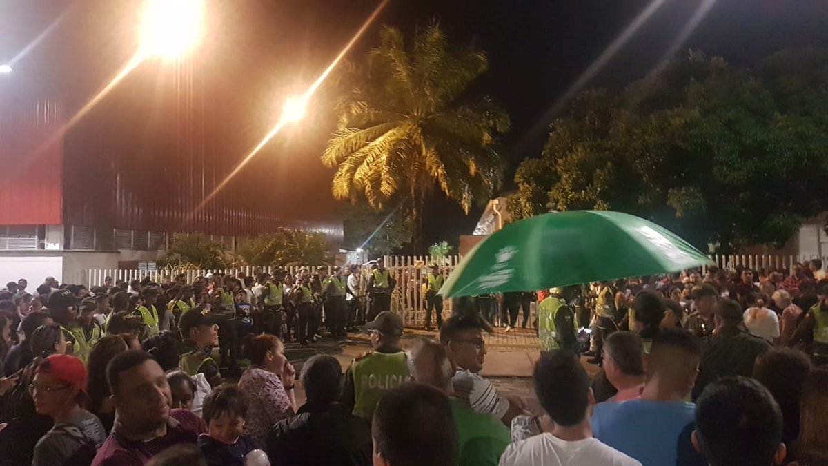 SoyOscarEscobar's tweet image. Solicito urgentemente la atención y el acompañamiento de la @Registraduria, la @FiscaliaCol y la @PGN_COL en Palmira: lo que está pasando aquí no es normal. ¡Los palmiranos exigimos todas las garantías para evitar el fraude electoral!

#ColombiaDecide

#VerdadElecciones2019