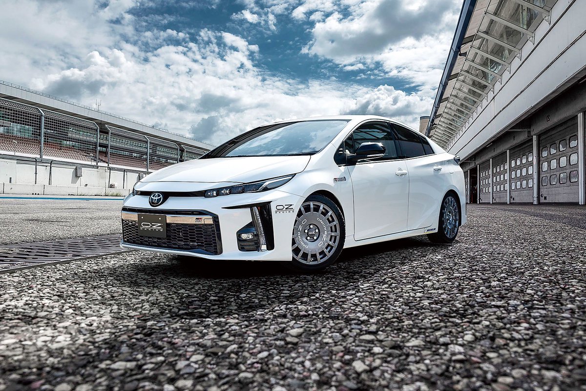 japan_oz's tweet image. Rally Racing × PRIUS PHV
#Rallyracing #ラリーレーシング #PRIUSPHV #プリウスPHV #オーゼット #オーゼットホイール #ホイール #アルミホイール #タイヤ #自動車 #レース #レーシング #イタリア #ヨーロッパ #ユーロ #ドレスアップ #oz #OZWheels #OZRacing #ozcult #Wheel #wheels #rally #car