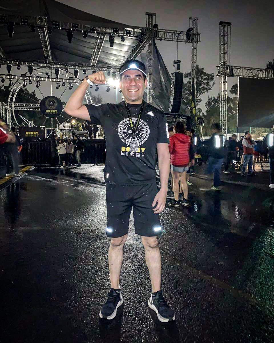 Fulanito_Mx's tweet photo. #Boost #BoostNight #AdidasRunnersMexicoCity #TemploRunner #YoElegiCorrer #PistosPics #QueremosRun #QuieroRun #CorreViveSiente #runcdmx #SoyRunnerMx #InstaRunMX #NoEsLocuraEsPasión #CorreConEmoción #LVFblog #MaloSosRt https://t.co/q5dFVnEjlc