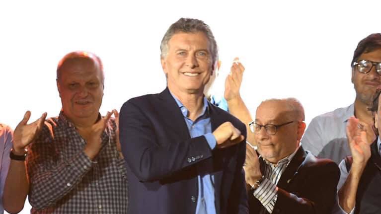 mauriciomacri's tweet image. GRACIAS 🇦🇷

Esto recién empieza. Ahora más juntos que nunca para defender los valores en los que creemos.