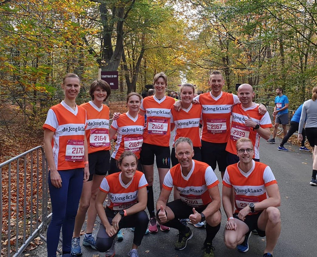 In het heerlijke herfstweertje liepen deze toppers gisteren 10 km bij de Diepe Hel Holterbergloop! #karaktertelt #jonglaanbaan