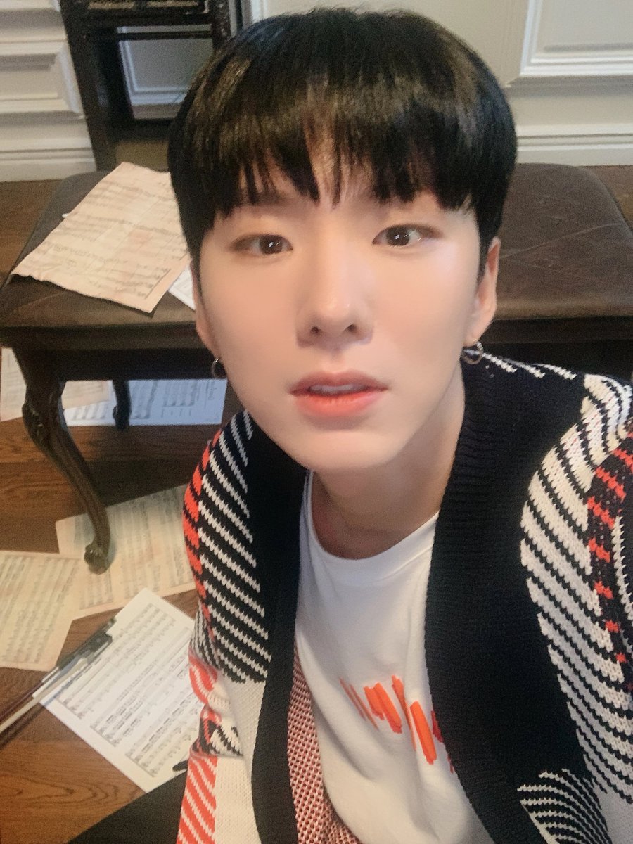 OfficialMonstaX tweet picture