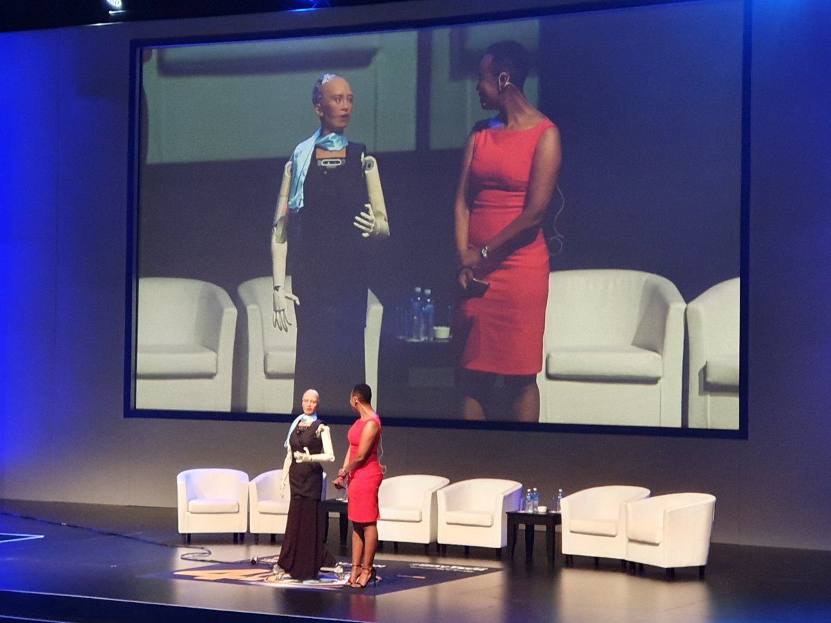 Minister Ndabeni-Abrahams on stage with AI robot - Sophia. Having a chat about #4IR at  #GovTech2019