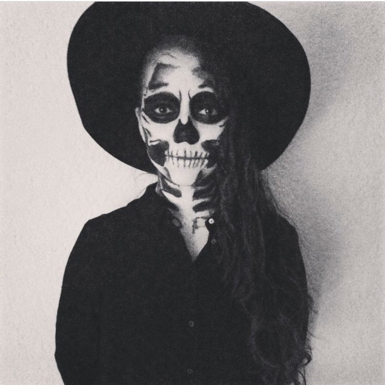 Kelly R. tweet media