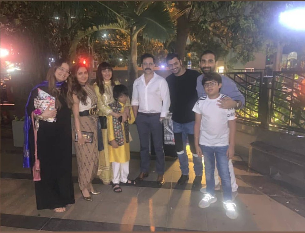 EmraanHashmiFC's tweet photo. New pic of #emraahashmi 💗 @emraanhashmi https://t.co/sVOAgsYGH2