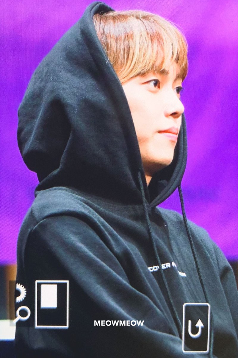 MEOWMEOW_MK's tweet photo. 191027 제이드홀 팬싸인회 ::ᴘʀᴇᴠɪᴇᴡ 

 #온앤오프 #ONF #ONOFF #オンエンオフ #MK #엠케이 #박민균 #민균 #MEOWMEOW #뮤뮤   

@WM_ONOFF https://t.co/iONZlmIuVA