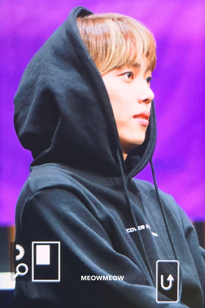 MEOWMEOW_MK's tweet photo. 191027 제이드홀 팬싸인회 ::ᴘʀᴇᴠɪᴇᴡ 

 #온앤오프 #ONF #ONOFF #オンエンオフ #MK #엠케이 #박민균 #민균 #MEOWMEOW #뮤뮤   

@WM_ONOFF https://t.co/iONZlmIuVA