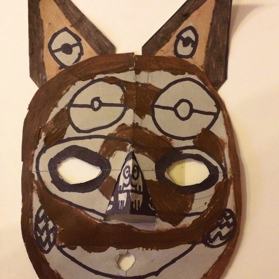 RagandBoneArts's tweet photo. #Halloween masks made by our genius kids in primary #art. #Chippenham #youtharts #FindYourCreativeGiant @MonktonParkSch https://t.co/xDMekUG3LD