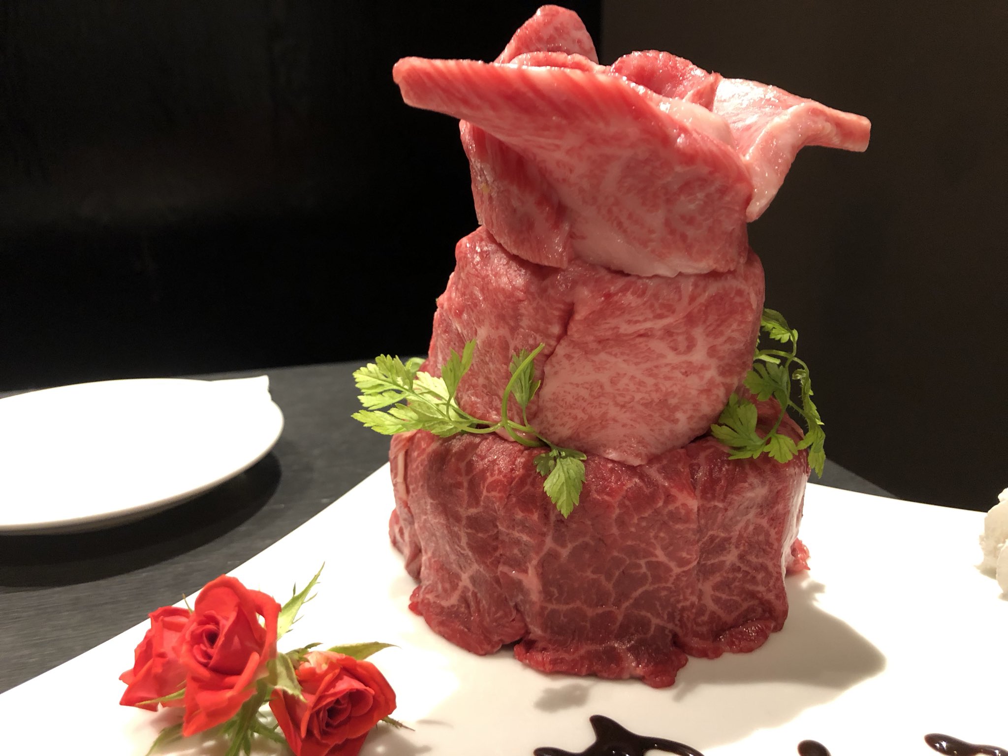 まだん お初天神店 まだんお初天神店 昨日は3組のお客様の 記念日 誕生日をお祝い する事が出来ました 梅田 まだん お初天神 焼肉 記念日 誕生日 サプライズ 肉ケーキ デート 贅沢 大阪グルメ T Co 0ihtcmeysn Twitter