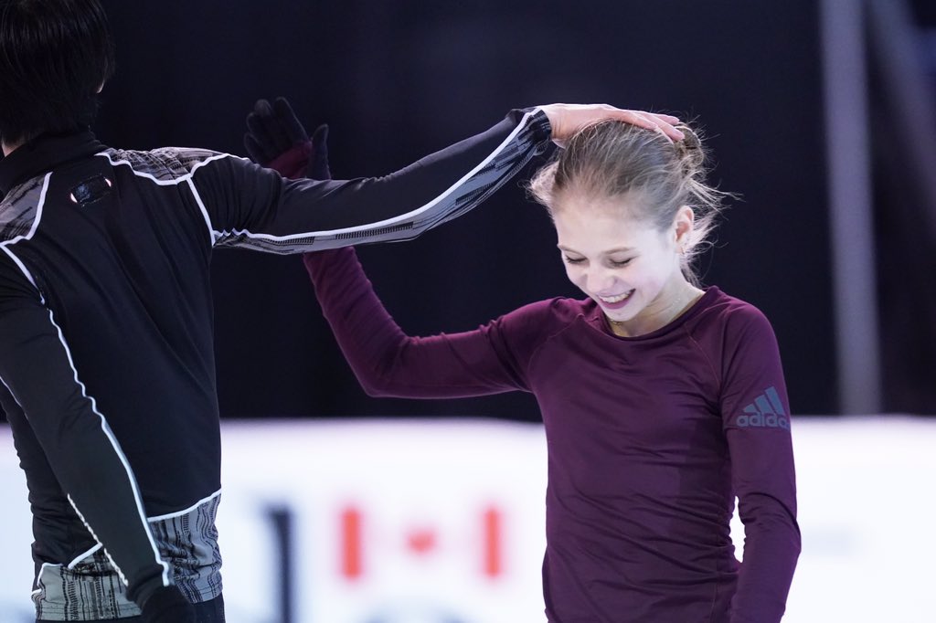 東里 羽生くんとトゥルソワのツーショット トゥルソワが華奢で可愛いと思ったら トゥルソワ 155cm 羽生くん 172cm 身長差17cm 可愛い T Co 8ilkv529yd Twitter 東里 羽生くんとトゥルソワのツーショット トゥルソワが華奢で可愛いと思ったら トゥルソワ 155cm 羽生くん 172cm 身長差17cm 可愛い T Co 8ilkv529yd Twitter