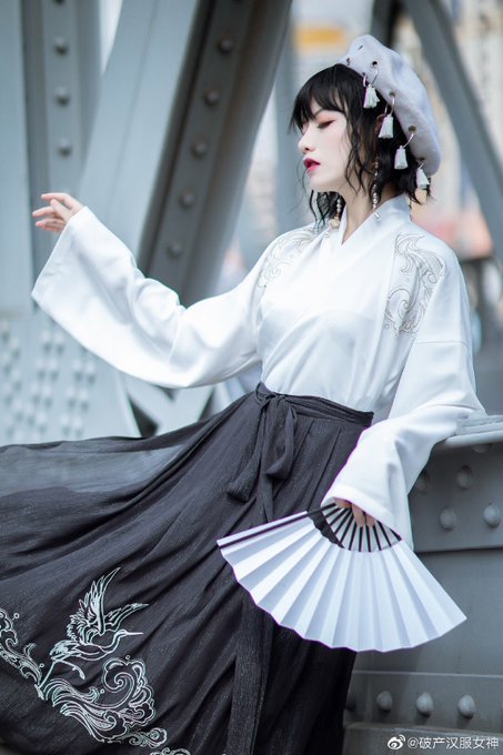 Twitterのコスプレ画像3