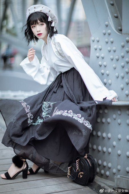 Twitterのコスプレ画像2