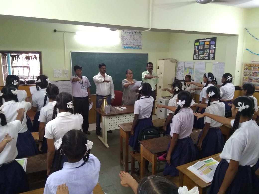 VAW PROGRAMMES AT INSTITUTE OF SHIP BUILDING TECHNOLOGY, VASCO,GOA ON 22/10/19 & AT GOVT. HIGH SCHOOL,MANGOR,GOA ON 26/10/19.PLEDGE WAS TAKEN FOLLOWED BY Q AND Q AWARENESS SESSION.#vigilanceweek2019  @Rg03Goel @Avijit45272241