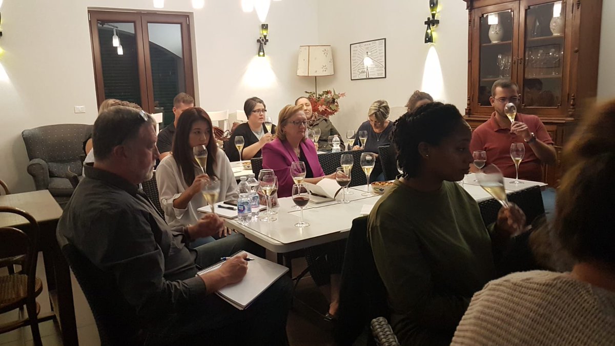 So proud of my #wineclass @masseriacampito first time in Italy, first in Campania <a href="/AISOfficial_ITA/">AIS Official</a> <a href="/AisCampania/">Sommelier Campania</a>