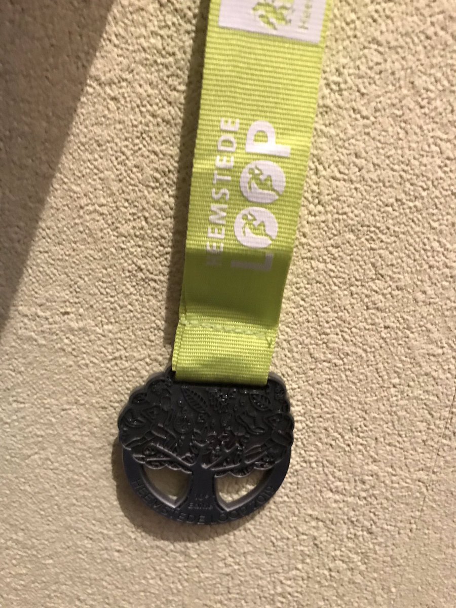 Rana_1989's tweet image. Medal monday 🏅 #medalmonday #hardlopen #heemstedeloop #gl2r #running #runnersworldnl