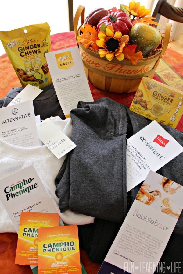 funlearninglife's tweet photo. Are you ready for COOLER weather? #ad Check out what I am doing to prepare & the awesome items that came in my #WarmUpWithBBoxx! I'm loving the layered looks DETAILS HERE>https://t.co/CPKFbUtekE @AlternativeApp @Hanes @BabbleBoxxTeam #dogoodfeelgood #wearalternative #fashion https://t.co/INDvMJaDIv