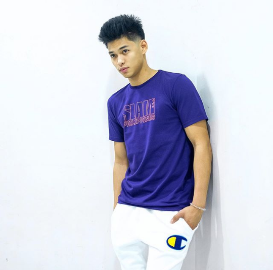thissa_marie's tweet photo. Kahit sang angulo pogi paden😍🙊 @_ricciiirivero https://t.co/ZNqU23XMEy