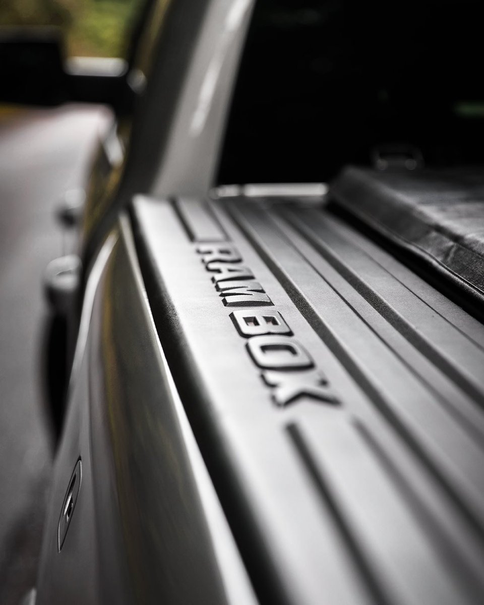 RamTrucks's tweet photo. The power is in the details. https://t.co/MP4j8wHdug