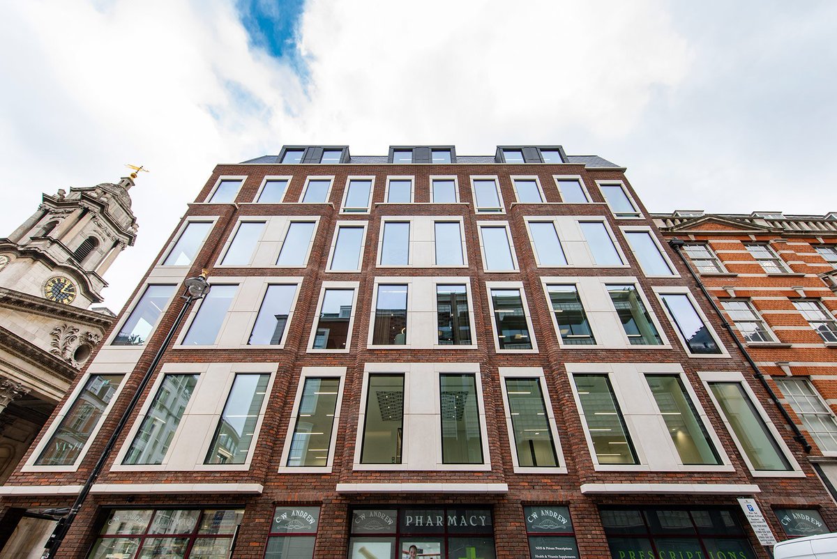 DLADesignGroup's tweet photo. Delighted that our latest #OfficeRefurbishment at Nash House in heart of Mayfair for @MorganCapital1 is complete, creating a new benchmark for workspace in the #WestEnd https://t.co/HgwfbSQzbw #MorganCapital #bnpparibas  #costplan #lucking&amp;clark #WatkinsPayne #ThorntonPartnership https://t.co/Tgwlu5PJ15