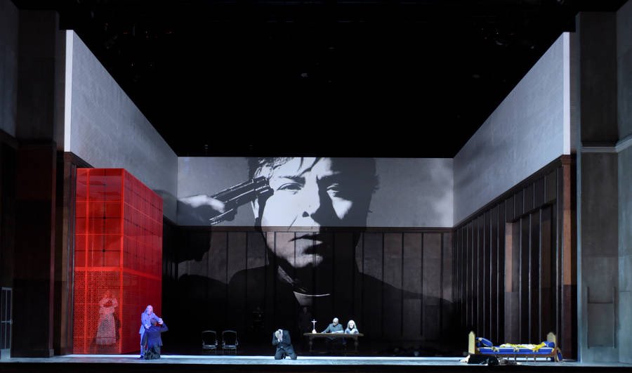 luiscalduch's tweet photo. 🇫🇷 DON CARLO @operadeparis #KrzysztofWarlikowski #FabioLuisi @roberto_alagna #SergioEscobar @Alek_Kurzak  @renepapebass @AnitaRachveli  #VitalijKowaljow #SavaVemić @etiennelovesya @evemaudhubeaux @tamarathe1st @juliendran83 #ópera  #Paris @Forumopera ➡️ https://t.co/Nd4yT6syLD https://t.co/bkf33VbxCF