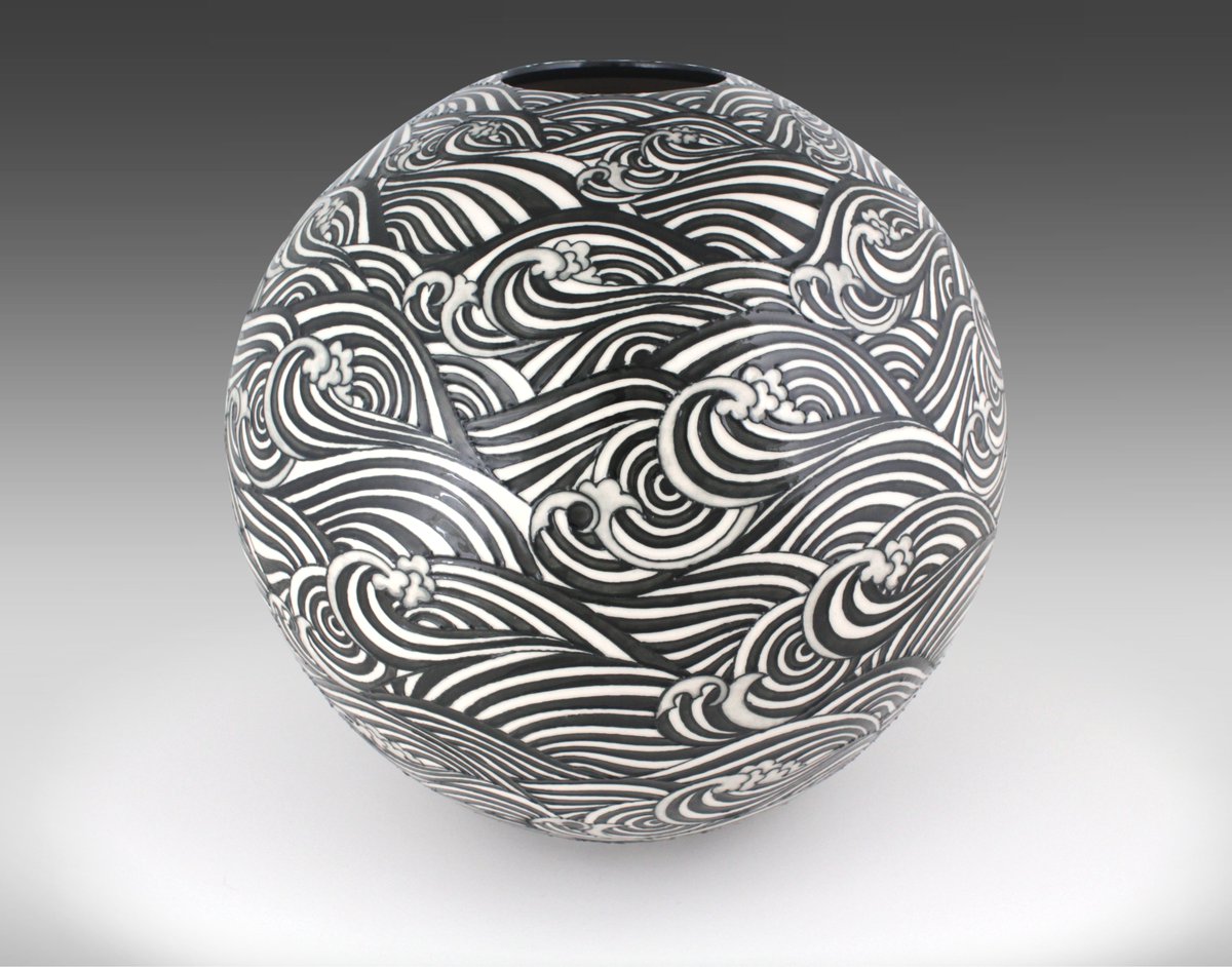 Gorgeous ceramics from <a href="/HeidiWarr/">heidi warr</a> in this months magazine, have you picked up a copy yet? 

#HeidiWarr #ArtsinSomerset #ArtistsinSomerset #CeramicArts #CeramicArtists #Clay #Patterns #PatternswithinNature #Nature #earthenwareclay