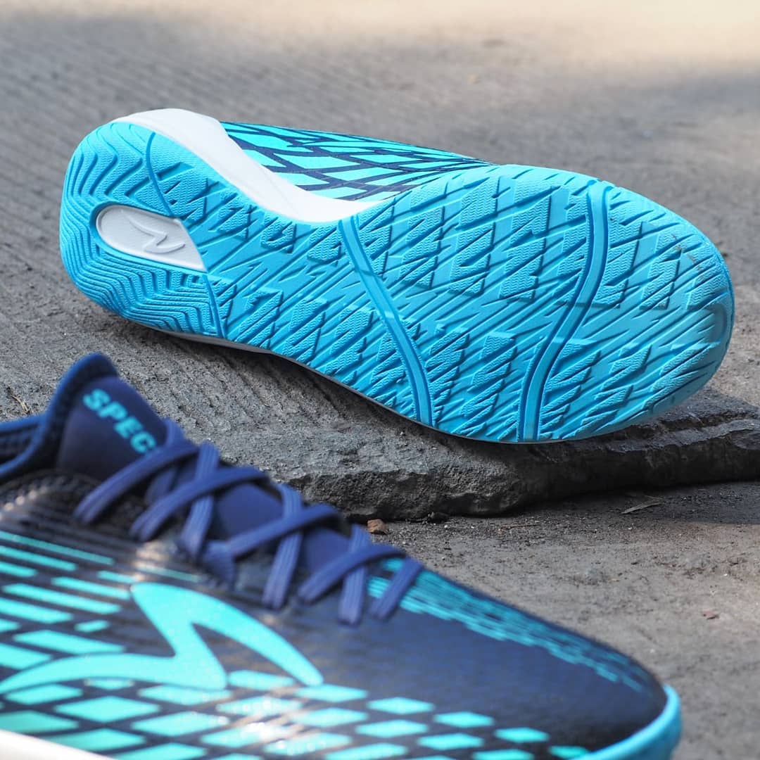 yogirambudi's tweet photo. Sepatu Futsal Specs Swervo Venero IN
Original by Specs
Made In Indonesia
Midnight Blue / Blue Fish
Art : 401293
Size : 39,40,41,42,43,44
ORDER β‘οΈ https://t.co/fhRjbLIxTd
#specs #specsid #specsindonesia #swervo #swervovenero #venero19 #venero https://t.co/J1XGml4kpb