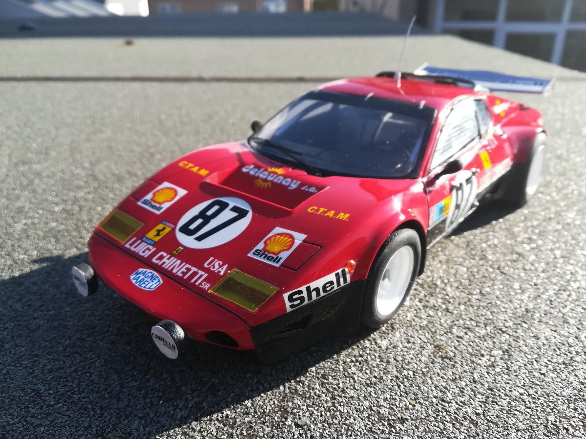 ModelWards's tweet photo. 1/18 Tron Ferrari 512 commission model. From my last update everything went together quite easily.Turned out pretty well, for a stock build, which is all the customer wanted. #tron #118scale #ferrari512 #lemans #ferrari #gt #commission #art #handbuilt #scalemodel #zeropaints https://t.co/Fqf8wkCsGD