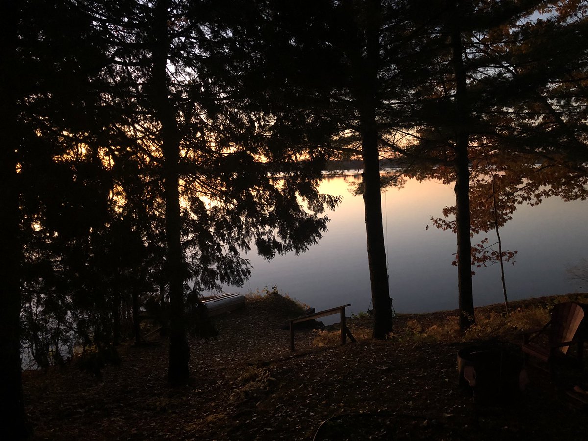 TracyVierich's tweet photo. @gcouchie Agreed. Took a few minutes this morning to reflect on this beautiful day. https://t.co/QGvxJp3Twn