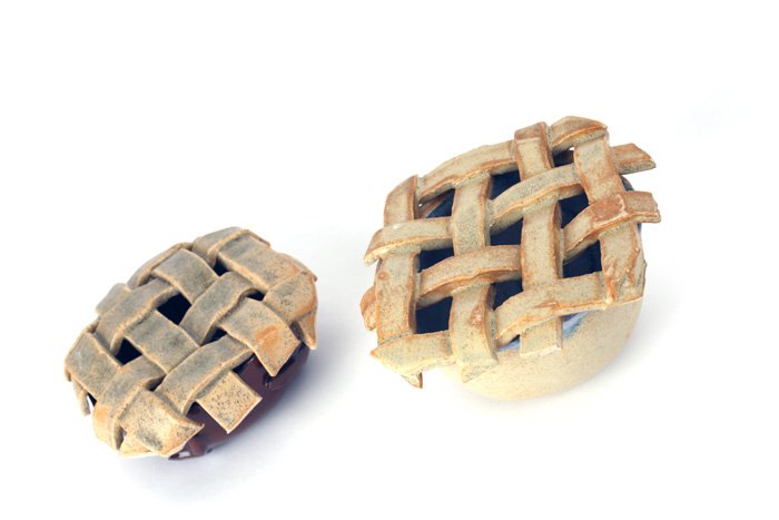 Tabletop | A VA Collective and <a href="/SocialArtUK/">Social Art Network</a> event invite you to share stories and experiences of food through art and eating.

Venture Arts - Studio 53
Thursday 7 November 
6-8:30pm
£5 per person

Book now: venturearts.org/exhibitions-ev…

📸:Robert Dixon, 'Fruit Pies', 2017