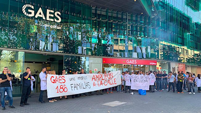 noutreball's tweet photo. 📢 LLUITA OBRERA
👉 https://t.co/ZdAKnSBMs7
El conflicte d'Amplifon ha acabat, i els acomiadaments es faran efectius el 16 de novembre. Recuperem aquest article per solidaritzar-nos amb la plantilla i per recordar que, tot i el resultat, la lluita sempre val la pena. https://t.co/XSfpmebLRM