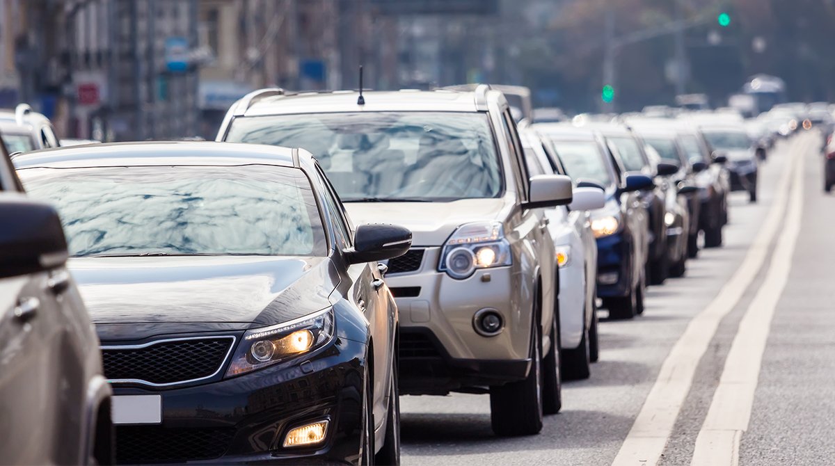 IDAEenergia's tweet photo. 🤔 Para meditar… 
Los viajes al trabajo en urbes son insostenibles. Impactos negativos: 
1. Económico por los costes de transporte.
2. Social por la exclusión social-territorial.
3. Ambiental por la salud y calidad de vida de las personas. 

Más info 👉 https://t.co/6NC1LTSO5N https://t.co/T2XktzA0Uj