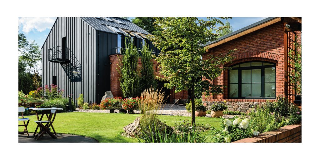 FAKRO_FR's tweet photo. Un vieux moulin a gagné une nouvelle, meilleure vie - il a été transformé en une maison confortable et éclairée.
https://t.co/BZDHSotOO2 https://t.co/LdC886kUoa