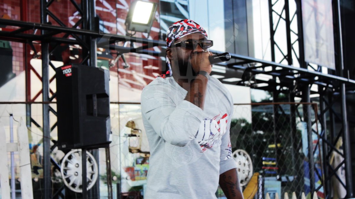 ShowRealAfrica's tweet photo. A few snaps from '19 #KasiRapFestival which took place last Saturday at the Soweto Theatre in the heart of Soweto 🔥
Kasi Rap's finest artists and supporters came out to show love and we were there to capture it all 📸
#TheAfricaYouDontSeeOnTV
#KasiRapRecords
#SAHipHop
#KasiRap https://t.co/2HPBNzOHp3