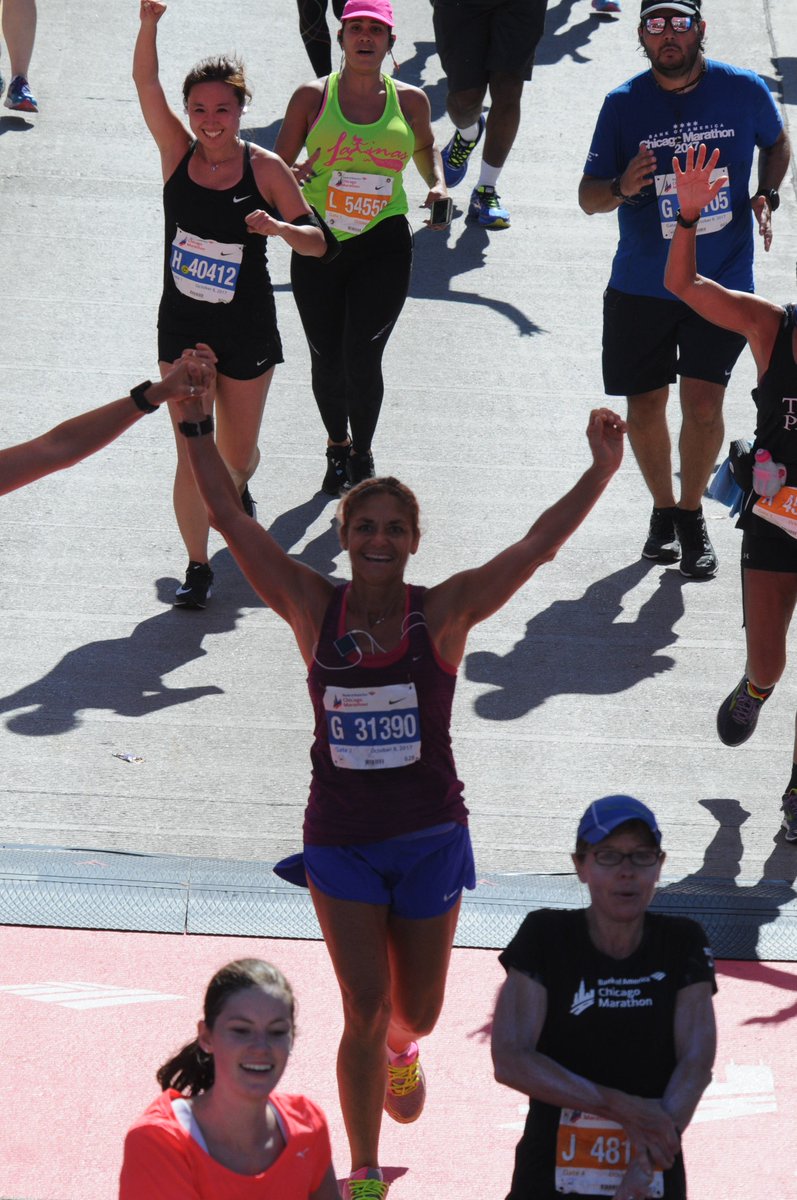 padiaware's tweet photo. Don't miss out on a great opportunity to join #TeamOcean and run the @ChiMarathon in 2020 πββοΈπββοΈ - Places are filling up fast. Who's in? https://t.co/8upecyJvwT #marathon #fundraising #running4change #run4sharks π¦π¦π¦ @CristinaZenato #MondayMotivation https://t.co/POreiGN0cH
