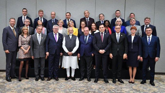 ANI's tweet photo. Delhi: Members of European Parliament called on Prime Minister Narendra Modi at 7, Lok Kalyan Marg today. The delegation would be visiting Jammu and Kashmir tomorrow. https://t.co/8Syz2DWcED