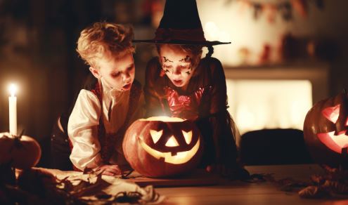 northwooduk's tweet photo. Thow a Halloween party to celebrate the spookiest time of year, here are our top tips! 🎃👻 https://t.co/ptlzT9sXwR #halloween #toptips https://t.co/7r9XSqDsSz