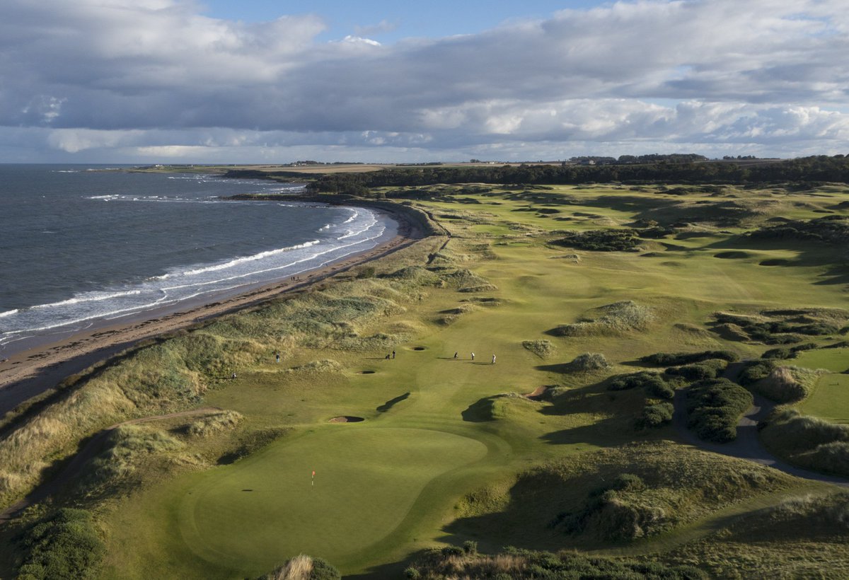 How stunning is the fife coast?
A great picture of Kingsbarns 17th Green 🏌️
#fifecoast #kingsbarns #golf #scottishgolf #standrewsgolf #standrews #linksgolf #golfofinstagram #instagolf #truelinks