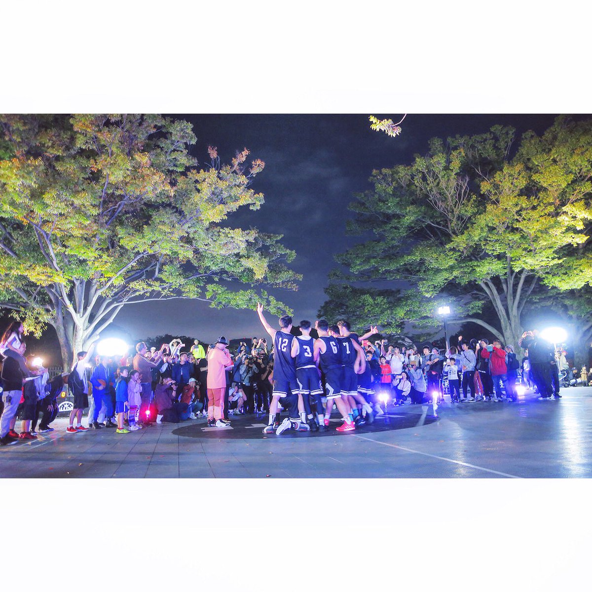 deejaymiko's tweet photo. 色んな光が勝者を照らしていました
#blacktop #ALLDAY2019 https://t.co/oAQf32UvEV