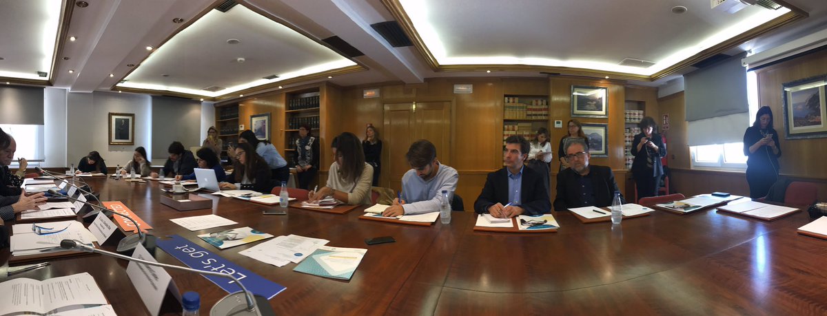 salfonsoz's tweet image. Estamos atendiendo medios comunicacíon en #DiaMundialdelaPsoriasis @accionpsoriasis @aedv_es @SEReumatologia @COFMadrid #LetsGetConnected @PsoriasisIFPA