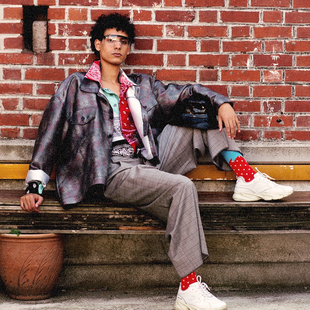 OneTwoSock's tweet image. It's the good week to have a cool week. 🍓 #OneTwoSock #Strawberry #mondayvibes 
 instagram.com/p/B4KHc42phVX/…