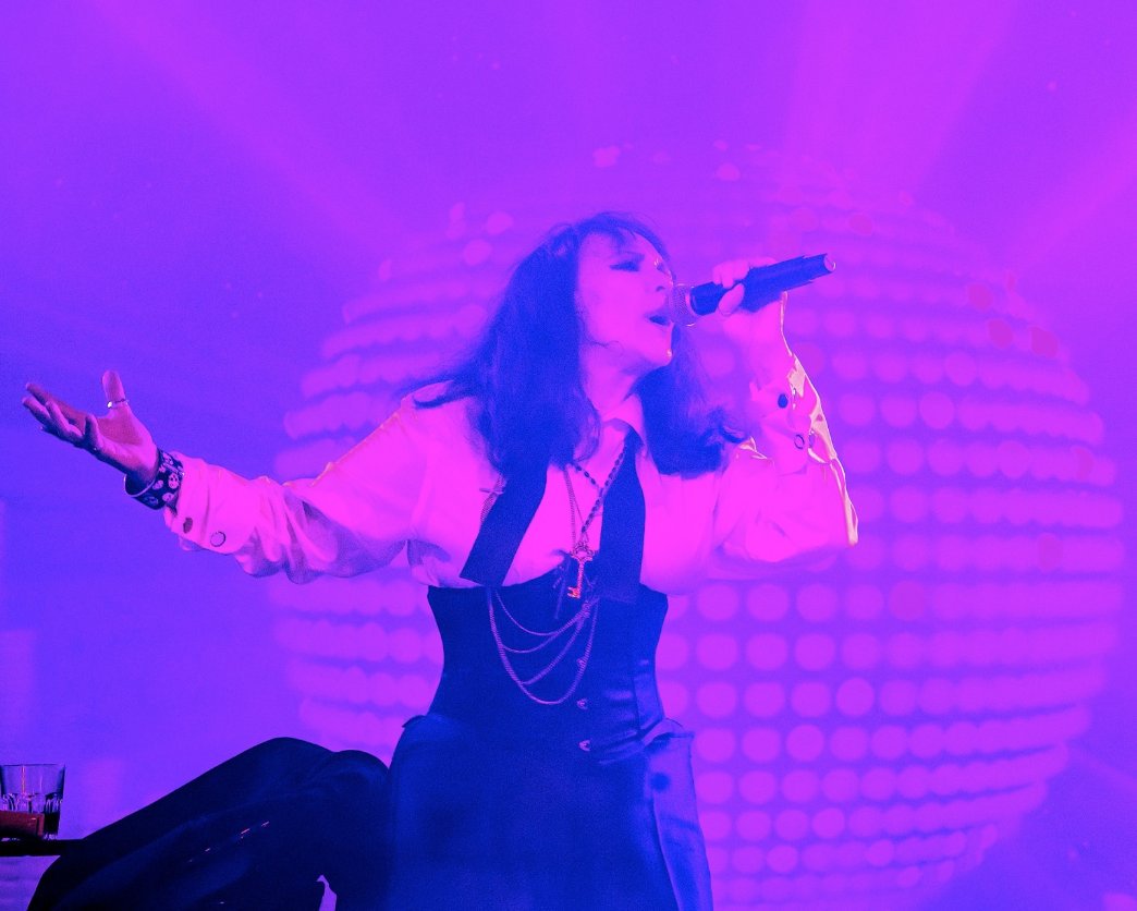 #petshopboys #Musik,the cabaret by <a href="/JOJEHARVEY/">Jonathan Harvey</a>/ the  <a href="/petshopboys/">Pet Shop Boys</a>,is to get a 4 week #London run following its sold-out,the 60-minute,one-woman show starring <a href="/francesbarber13/">frances Barber</a> reprising her role as Billie Trix will run <a href="/lsqtheatre/">Leicester Square Theatre</a> , #UK Wednesday,Feb. 5th to Sunday,March 1st. 2020