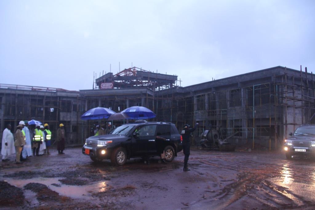 FEICOM1's tweet photo. Descente sur le terrain du MINDDEVEL à l’hôtel de Ville de Baham.
#feicomcameroon #MINDDEVEL #PDFM #ambassadeallemagnecameroun #KfW #cameroun #cooperation https://t.co/ThdwwsHal7