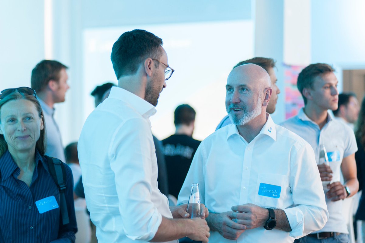 Zeppelin_Lab's tweet image. Im #ZLAB arbeiten wir agil und in enger Abstimmung mit dem Kunden.