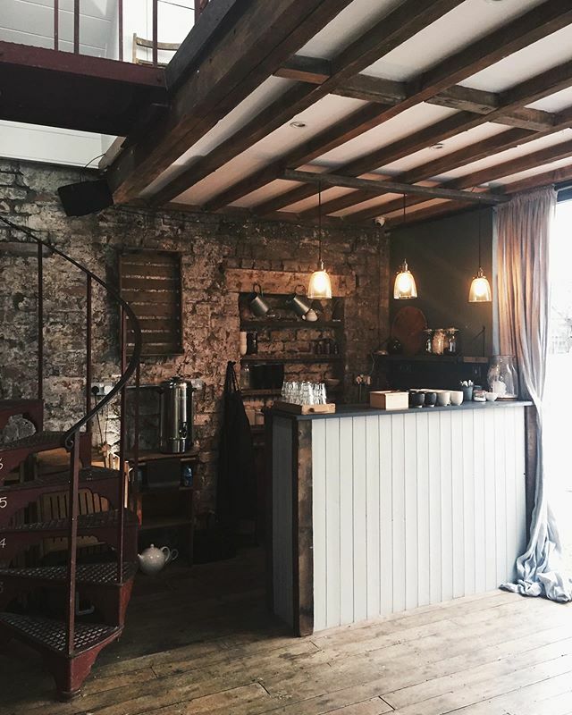 lewesmap's tweet image. ‘The Forge’ @theforgebristol Such a beautiful and unique space for workshops and music events. I can highly recommend it! I’ve added some photos by @catherine_frawley of our @curlycarrot_hq Pinterest &amp;amp; Photography workshop together with @humphreyandgrace… ift.tt/2WlwmrC