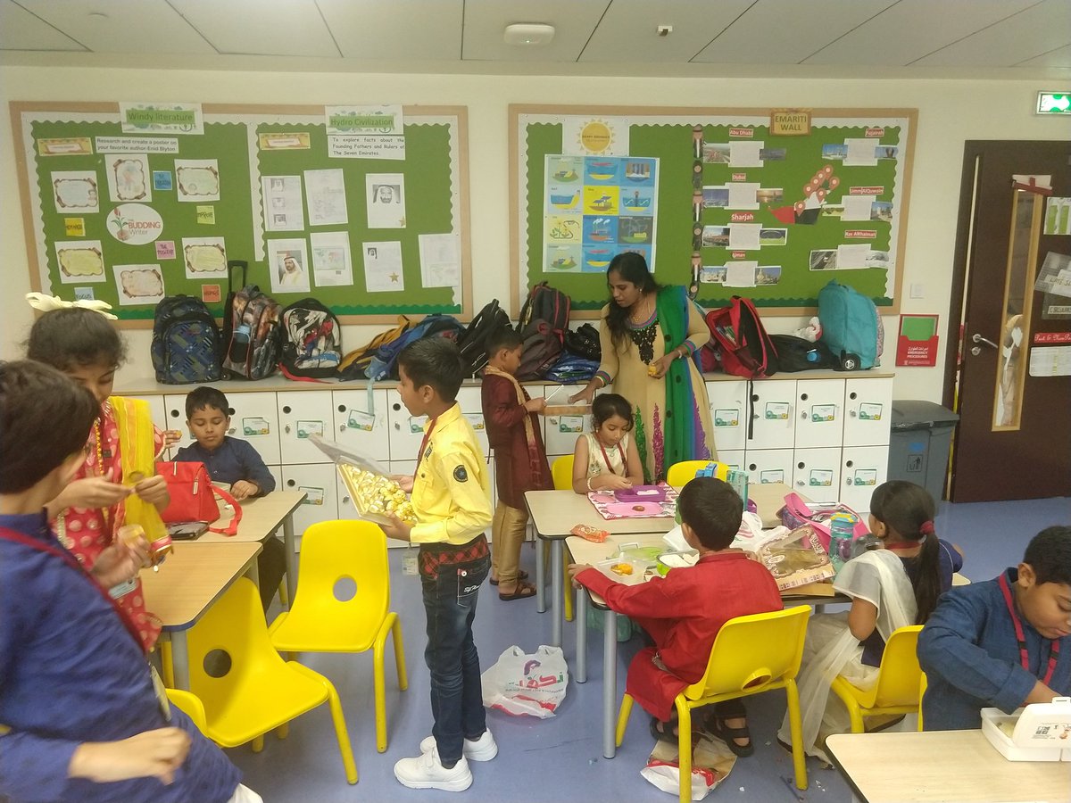merilxavierraj's tweet photo. GNMS Primary Diwali celebration #GR3C celebrating their happiness with sweets
@gemsnms_alkhail @Fatima_Martin @ShettySampoorna https://t.co/nZseB6jBPG