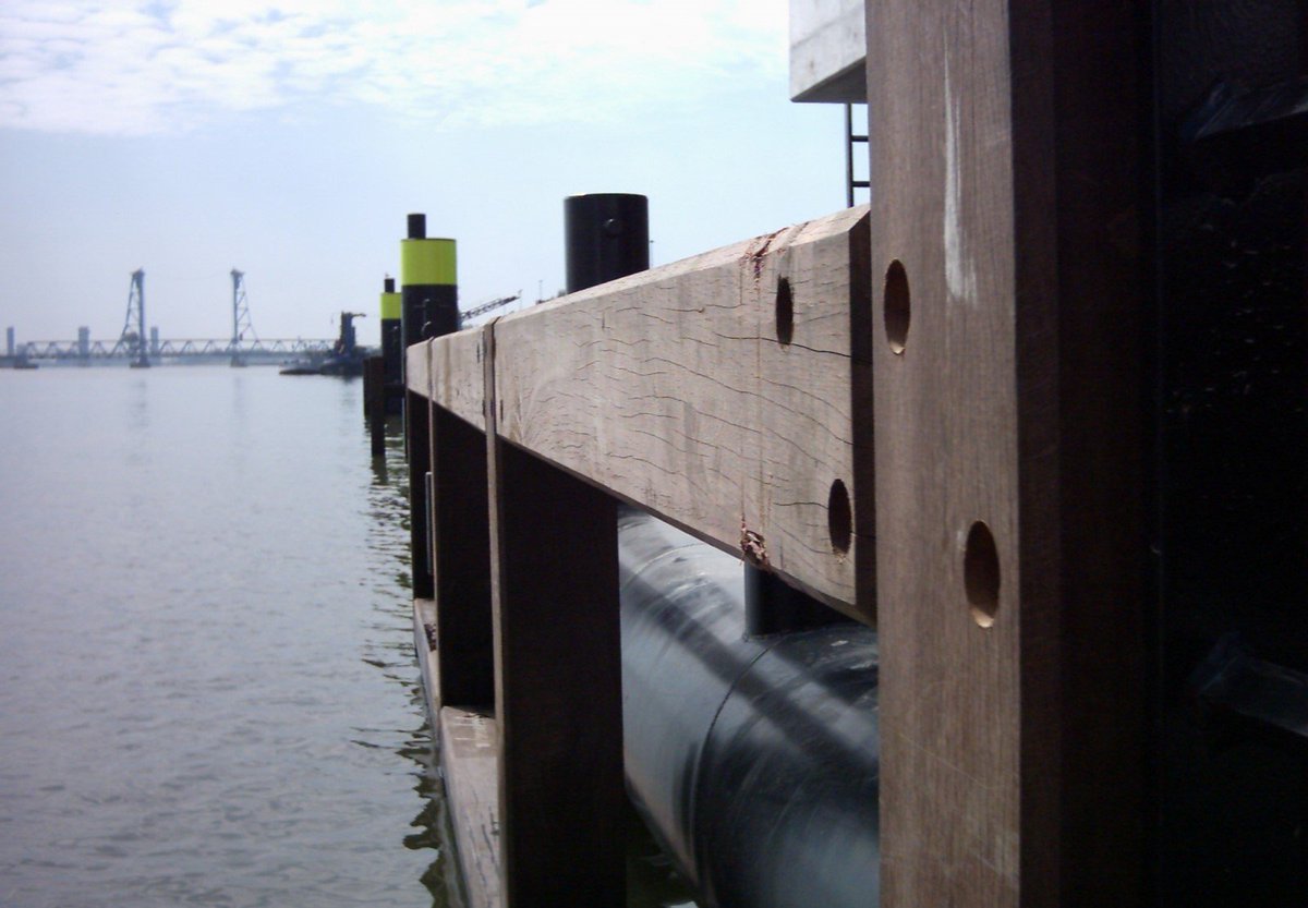 Ecochoice_UK's tweet image. We offer a range of hardwoods and recycled plastic timber fenders that can be cut, planed, chamfered and drilled according to your own design requirements. They can even be curved! Get in touch to find out more&amp;gt;&amp;gt; #fenders #timberfenders #timberprojects
ecochoice.co.uk/fenders