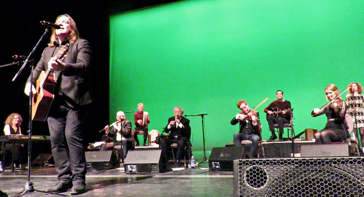 LyndaHere's tweet image. Alan Doyle rocking the house with The Chieftains and their Guests performing a classic Newfoundland song at the Arts &amp;amp; Culture Centre in St. John's. #IrishGoodbyeTour #TheChieftains #AlanDoyle #Lukey #GreatBigSea